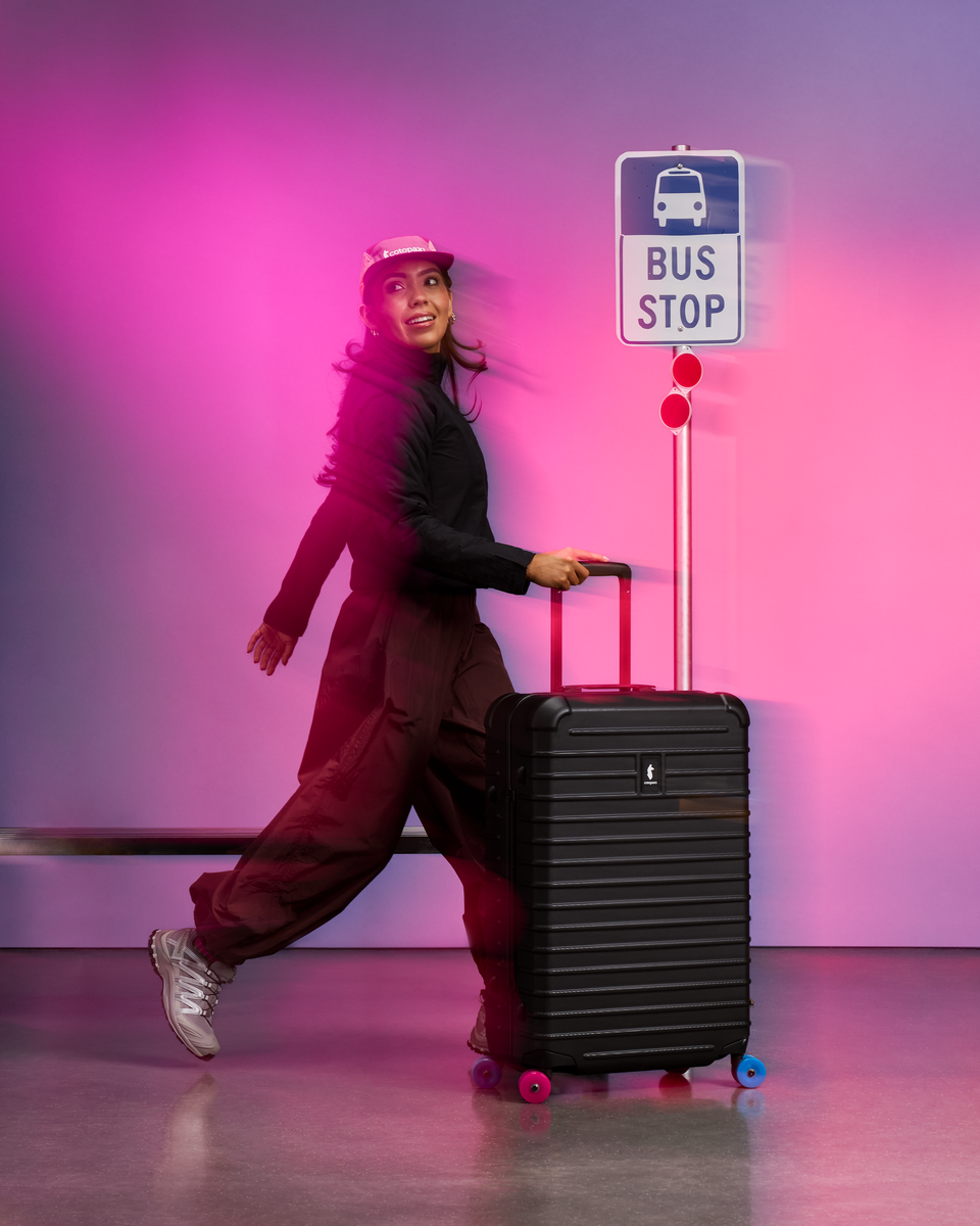 Coraza Suitcase - Medium Checked - Cotopaxi Black - US 5910