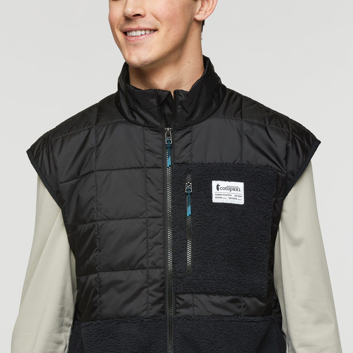 Trico Hybrid Vest - Men's - Cotopaxi Black - US 3133
