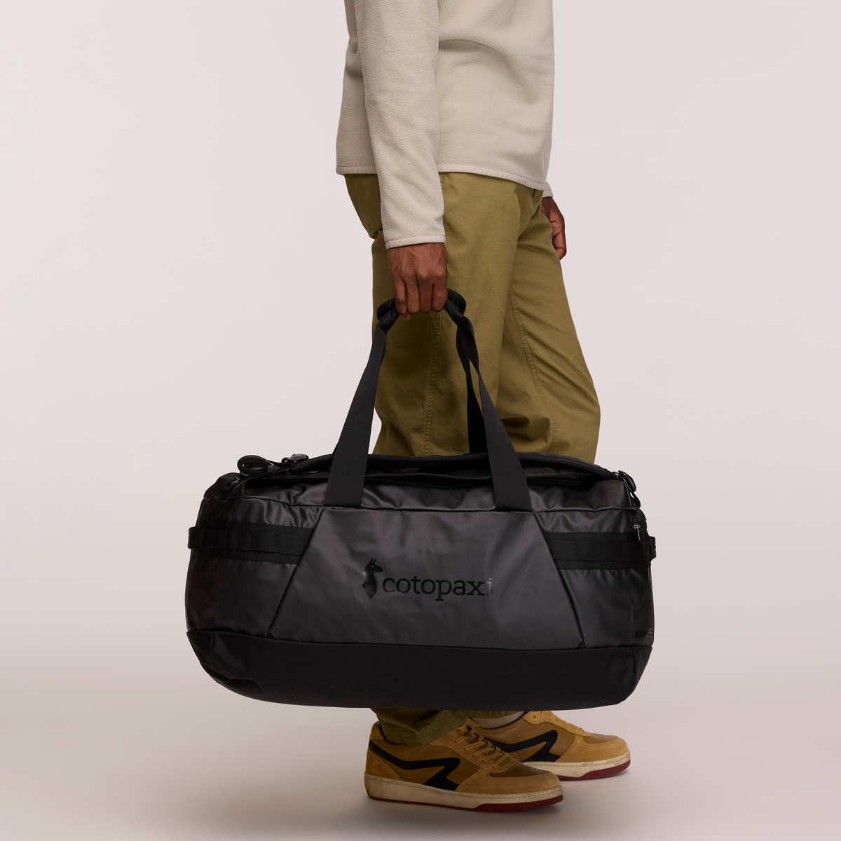 Allpa Getaway 55L Duffel - Cotopaxi Black - US 3838