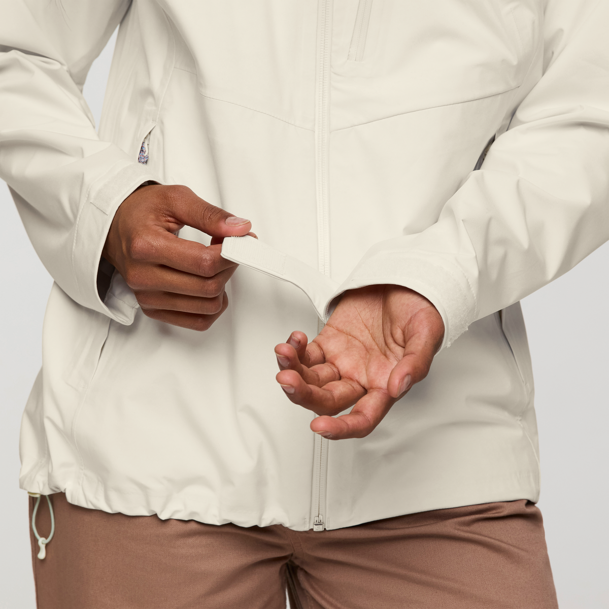 Impermeo 3L Hooded Shell Jacket - Women's - Cotopaxi Bone - US 7603