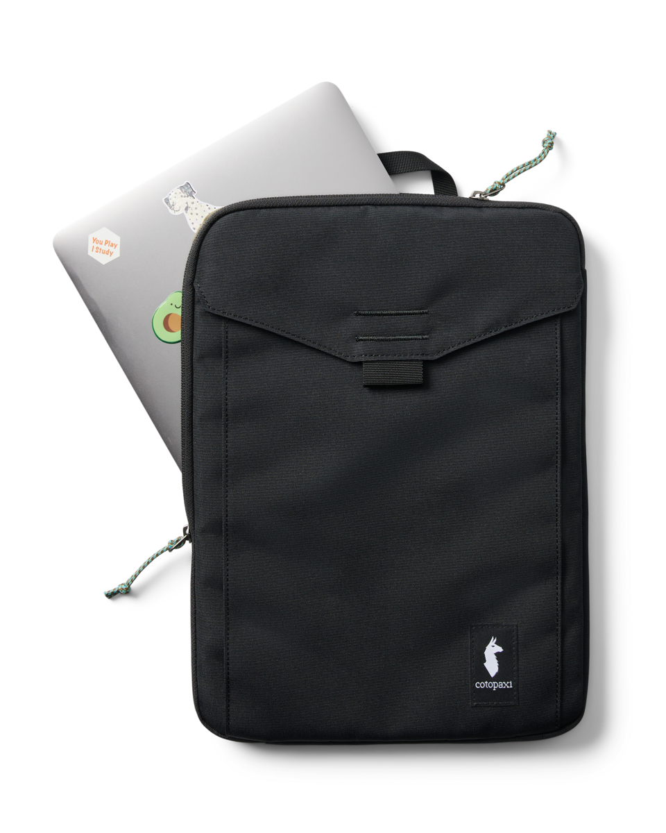 16" Laptop Sleeve - Cada Día - Cotopaxi Black - US 3907