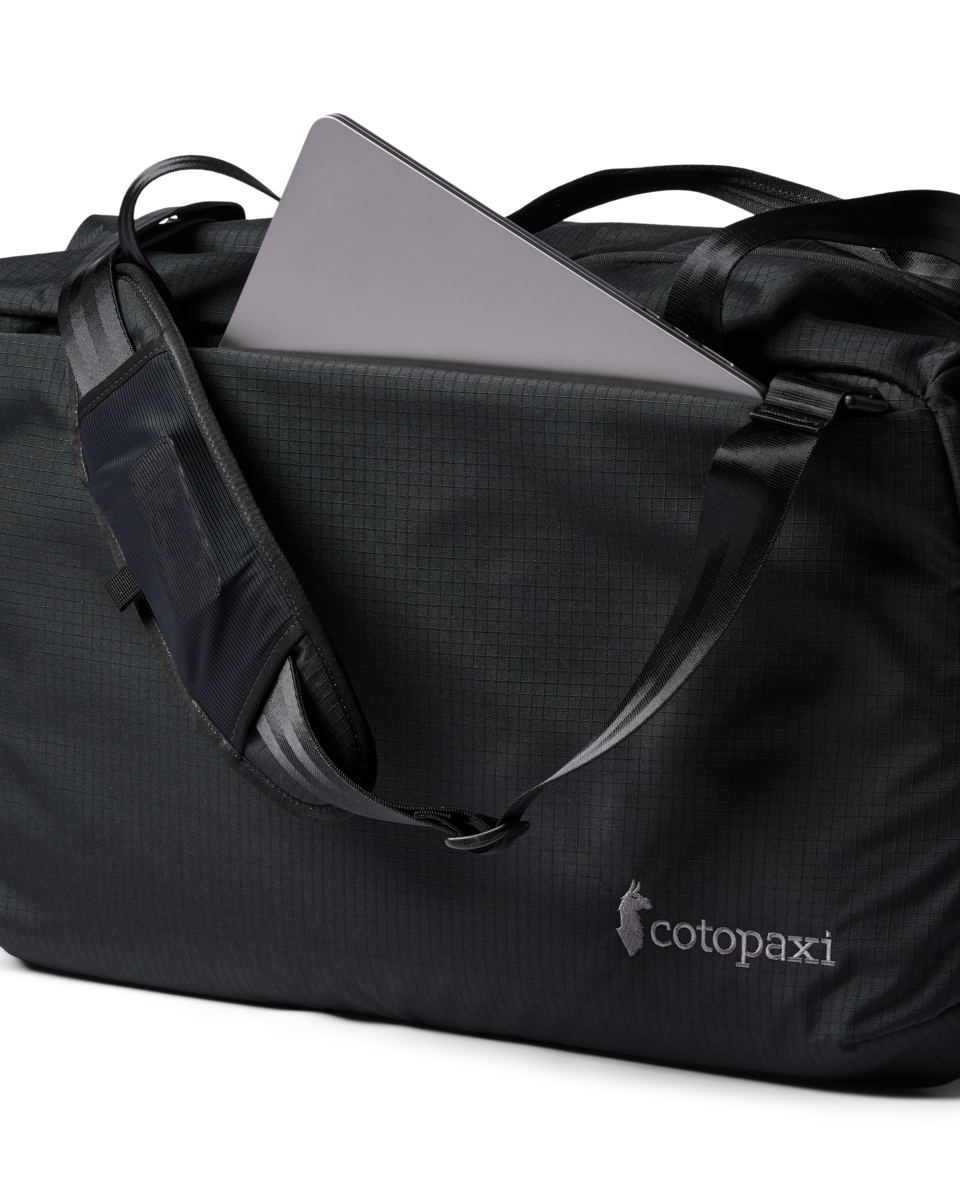 Viaje 45L Travel Duffel - Cotopaxi Black - US 6416