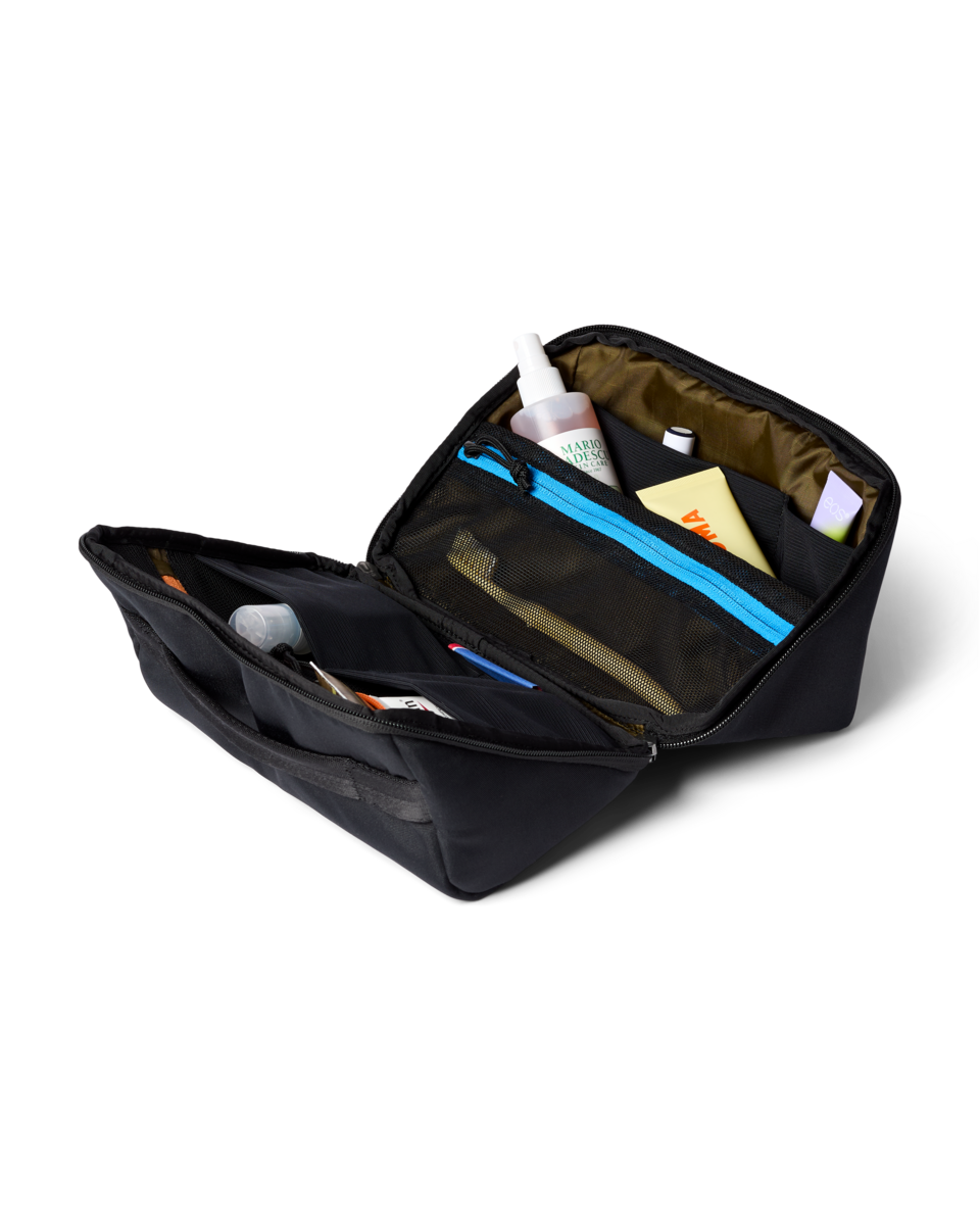Viaje Toiletry Kit - Cada Día - Cotopaxi Black - US 7173