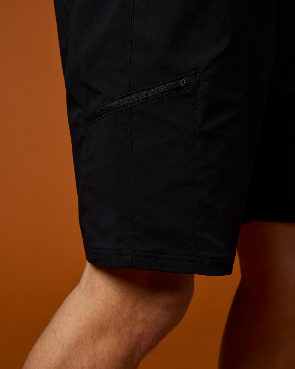Coraje Tech Short - Men's - Black - US 7857