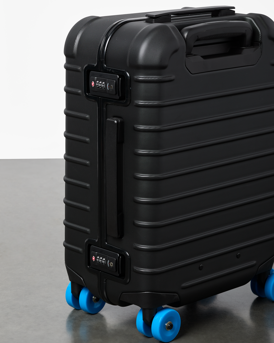 Coraza Suitcase - Carry On - Cotopaxi Black - US 3881