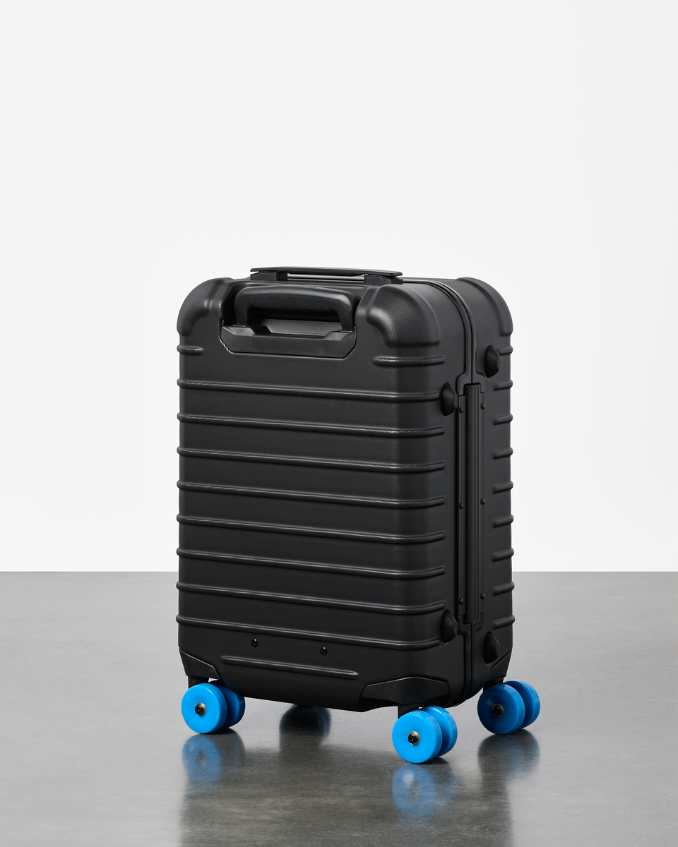 Coraza Suitcase - Carry On - Cotopaxi Black - US 3881